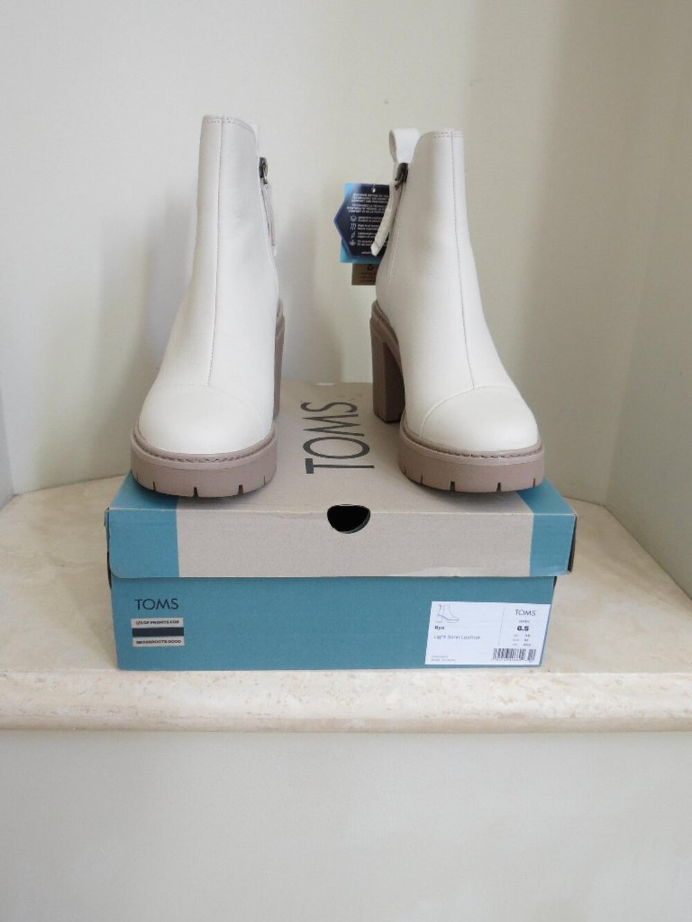 TOMS RYA BOOTIES, SIZE 6.5